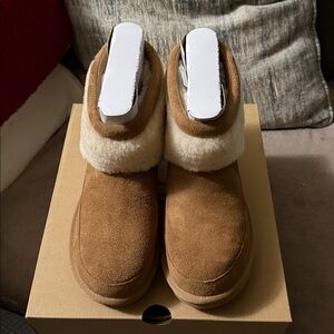 UGG Classic Mini Snubscape Boots in Tan